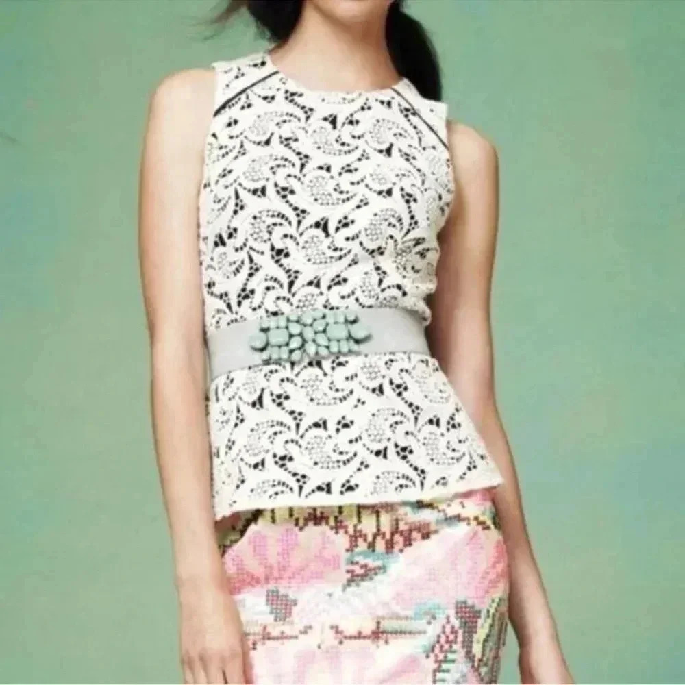 Anthropologie | Maeve | Scrolling Lace Peplum Top Sleeveless Blouse Size 2 XS